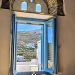 Tinoshomelidays Residences * Venardatos