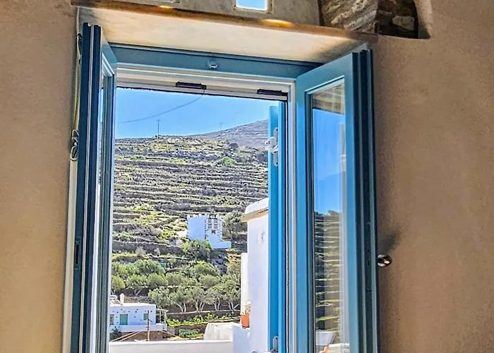 Tinoshomelidays Residences * Venardatos