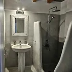 Tinoshomelidays Residences Ferienhaus *