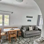 Ferienhaus Tinoshomelidays Residences