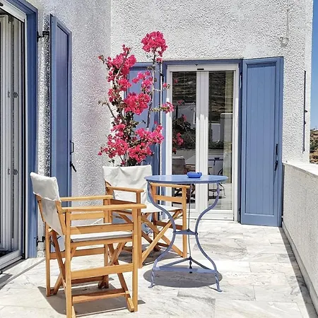 Tinoshomelidays Residences 別荘 Venardatos