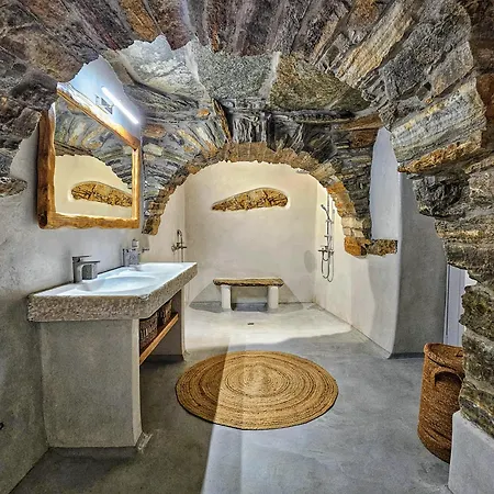 Tinoshomelidays Residences Venardatos