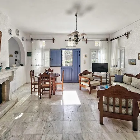 Tinoshomelidays Residences * Venardatos