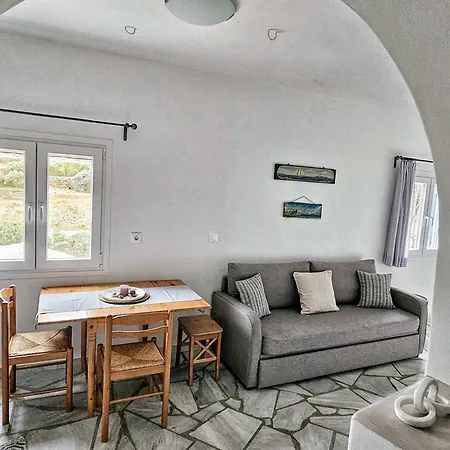 בית נופש Tinoshomelidays Residences