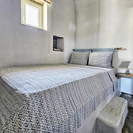 Tinoshomelidays Residences בית נופש Venardatos