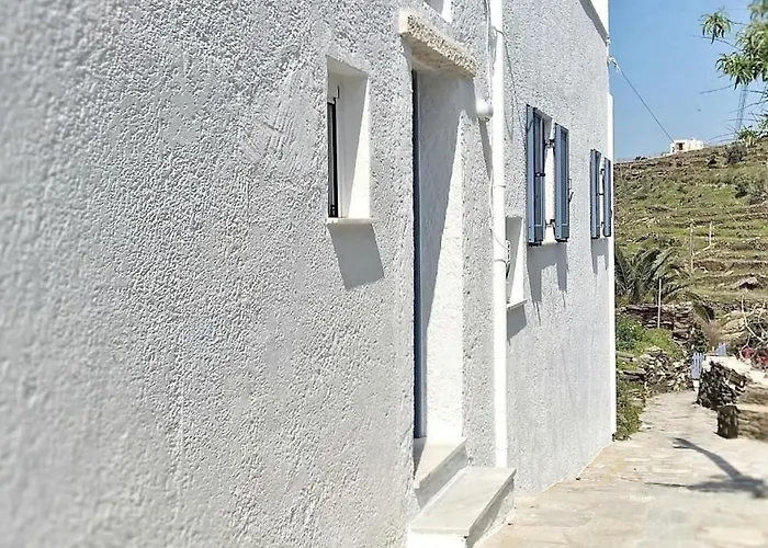 Tinoshomelidays Residences * Venardatos