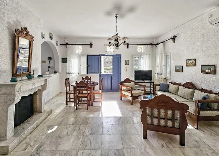 Tinoshomelidays Residences * Venardatos